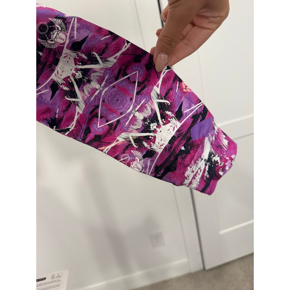 Frankie Morello | Graphic Print Long Sleeve Top - Picture 4 of 8